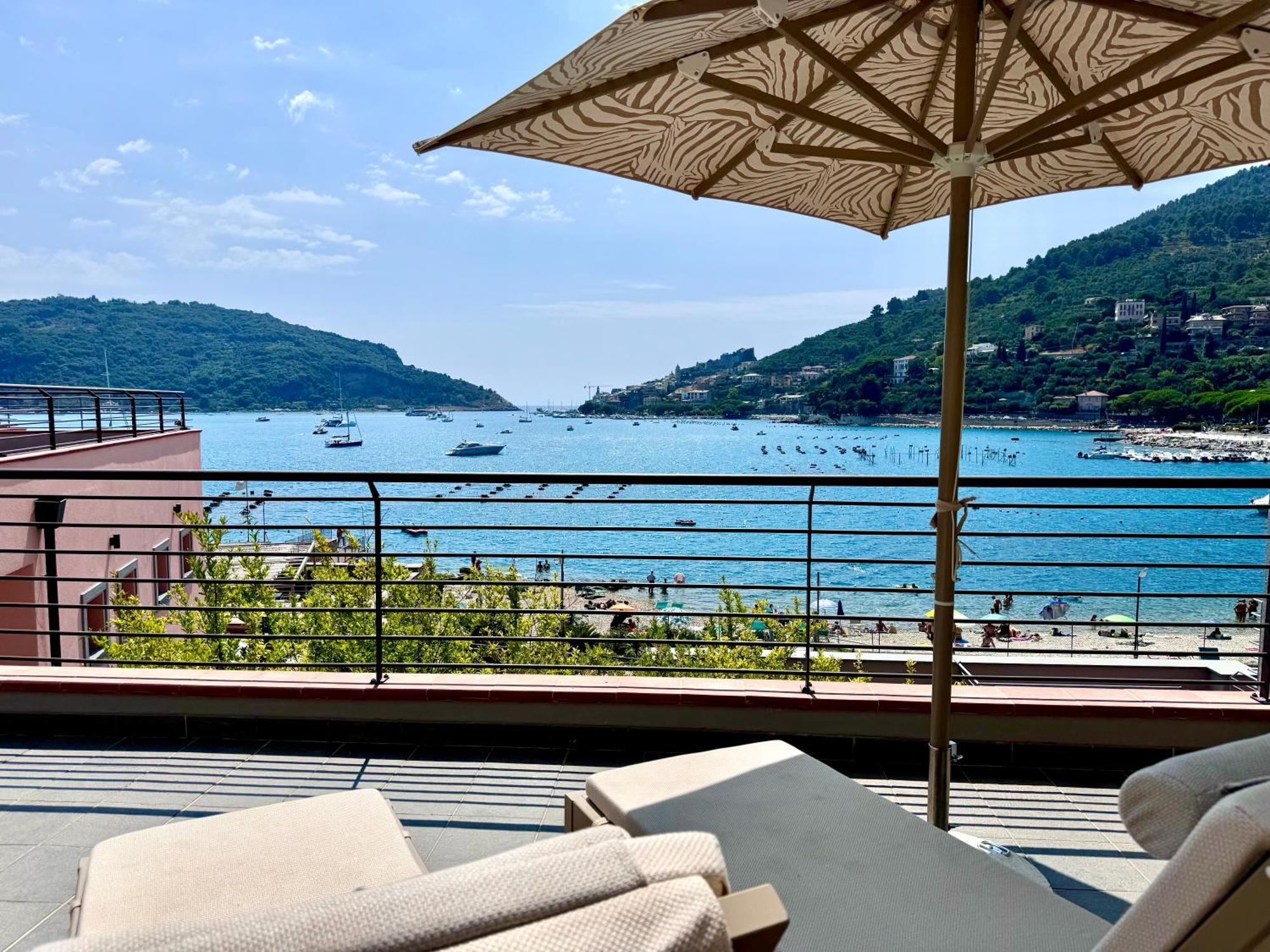 Mirage Rooms & Apartments 포르토베네레 외부 사진
